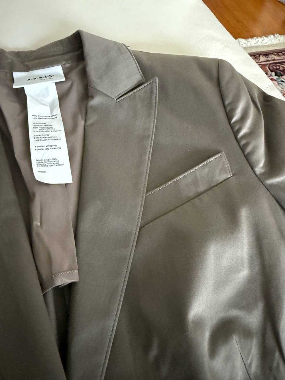 Akris Tailored Taupe Women's Blazer Jacket - Picture 4 of 10